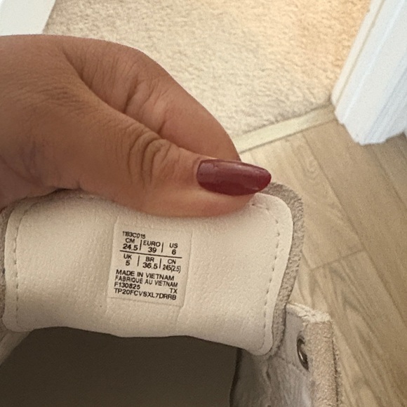 Onitsuka Tiger by Asics Cream and Blue Sneakers - Picture 4 of 4